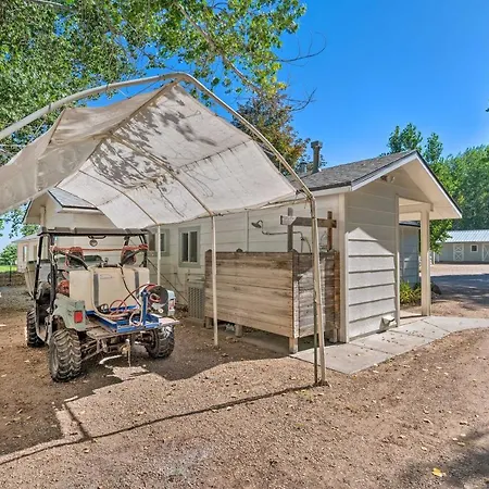 Caldwell Country Home On Quiet Acreage
